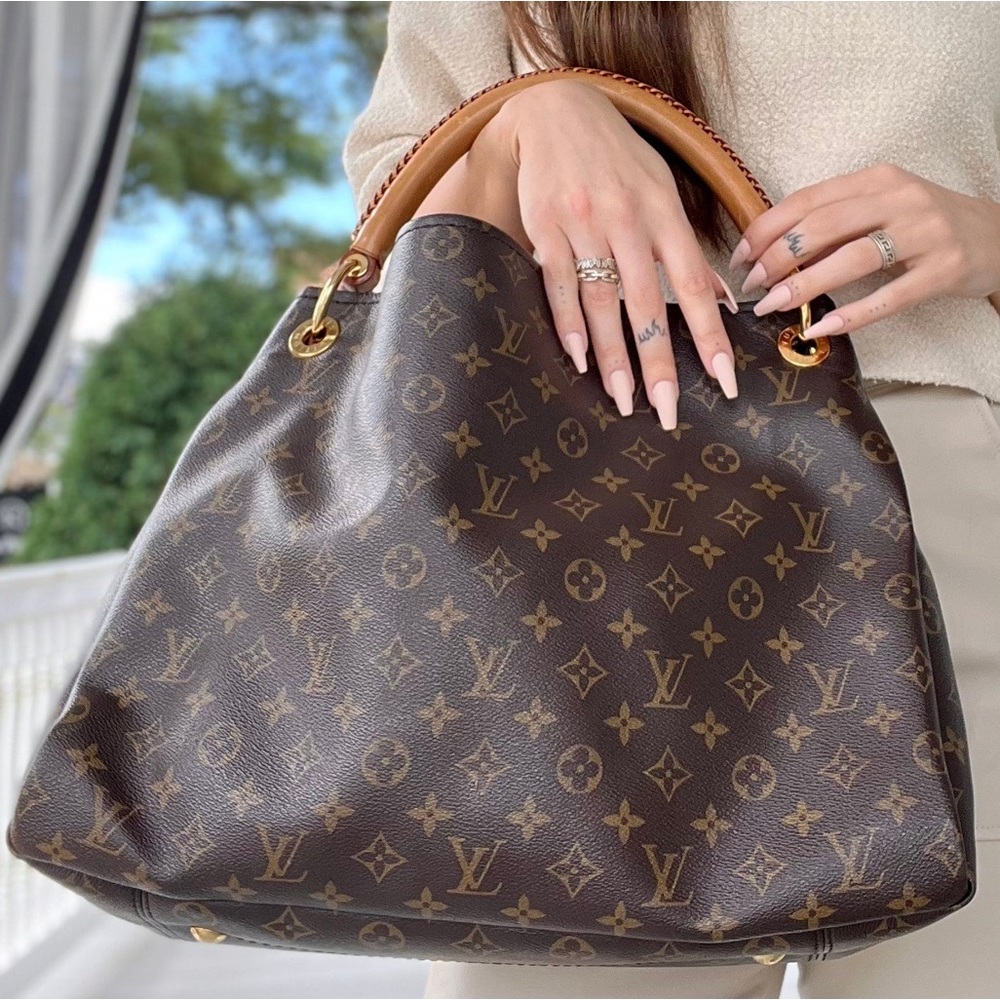 💎✨ARTSY MM✨💎 Artsy MM monogram